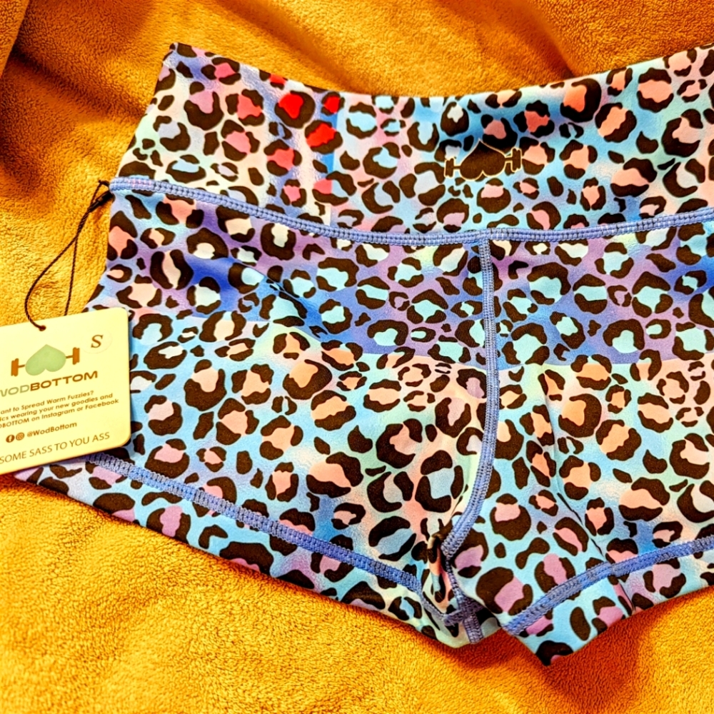 WOD bottom Lisa Plank size small